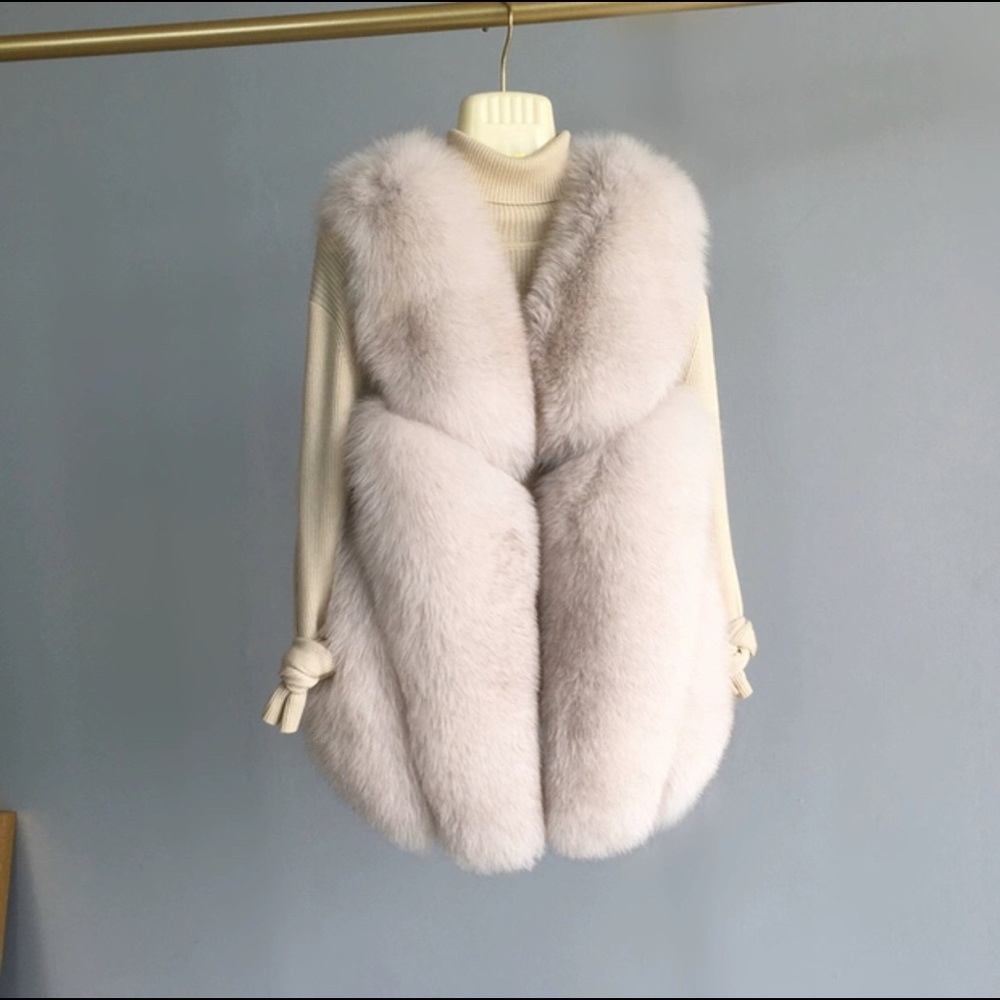 Fox fur vest